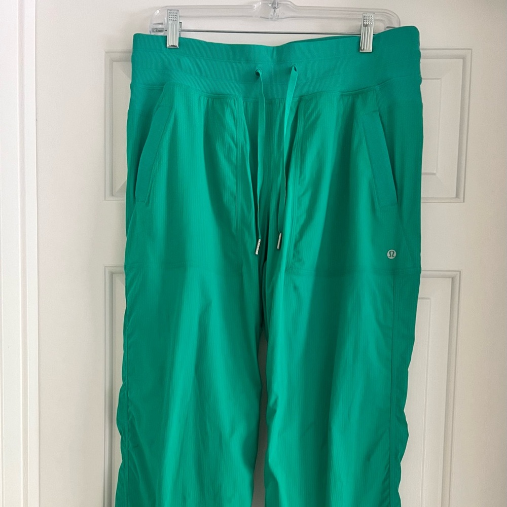 Like new! Lululemon dance studio pant -Kelly Green-worn twice. Full length.